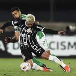 Corinthians joga mal, leva gol no fim e empata com o Racing pela Sul-Americana