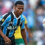 Grêmio acerta venda de jovem volante da base para clube da MLS; saiba mais
