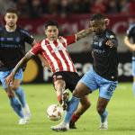 Grêmio vence Estudiantes em La Plata e respira na Libertadores