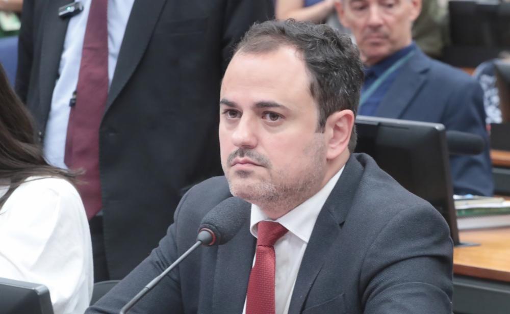Ameaçado de cassação, Glauber Braga já perdeu 2 quilos com greve de fome