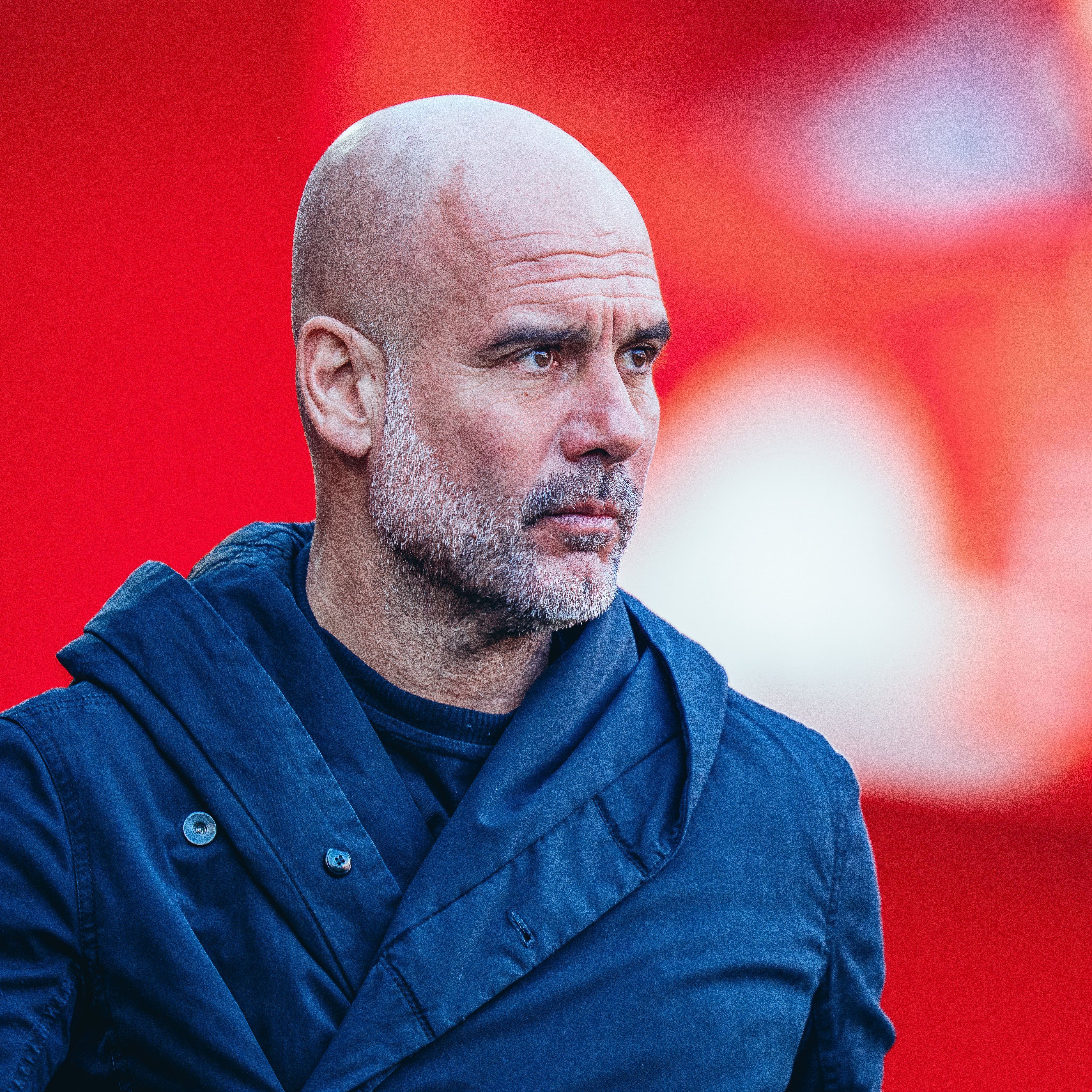 Guardiola cobra reação do Manchester City após derrota e projeta '10 finais' no Inglês