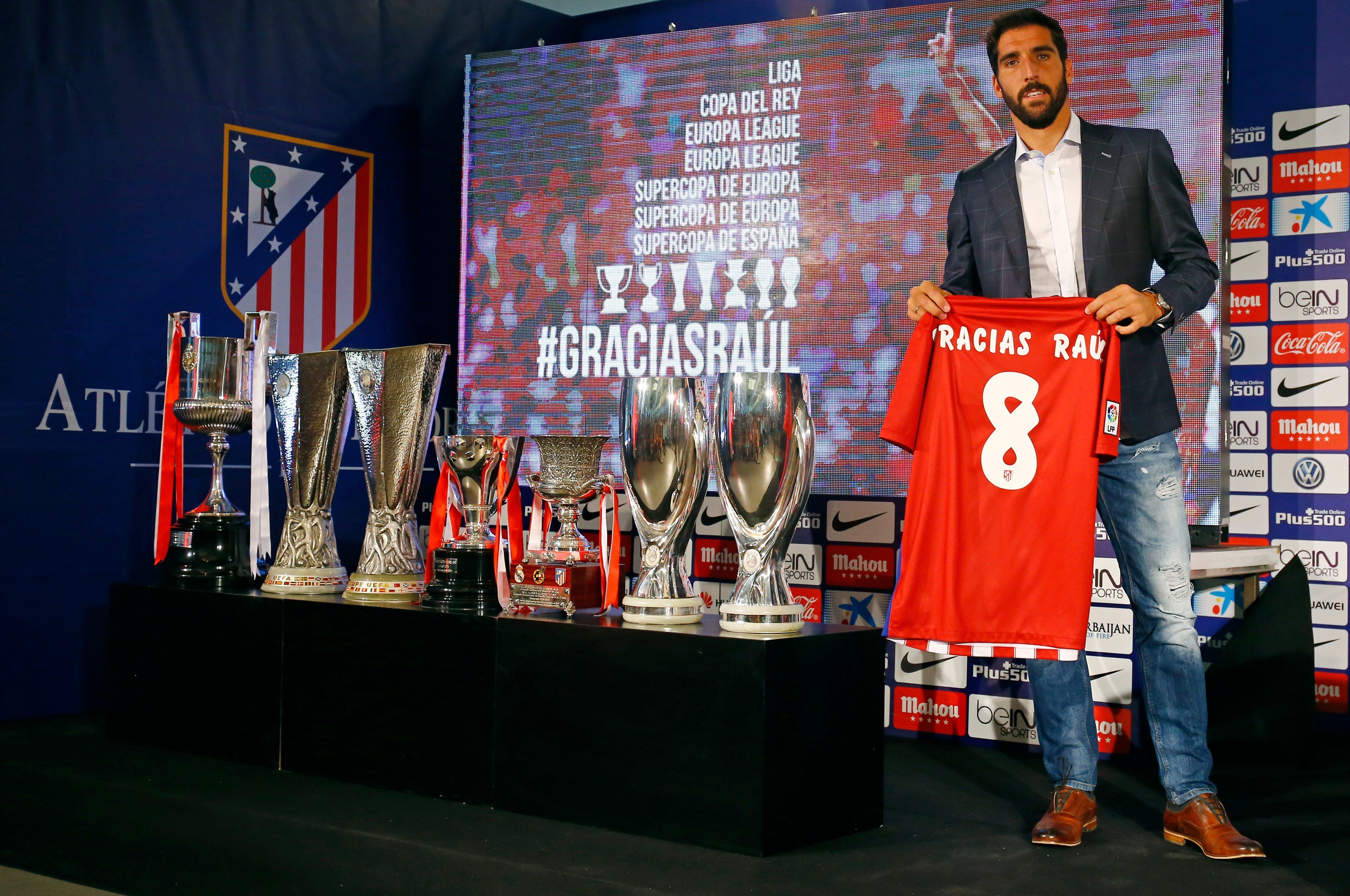 Ídolo de clubes espanhóis, Raúl Garcia anuncia aposentadoria aos 37 anos