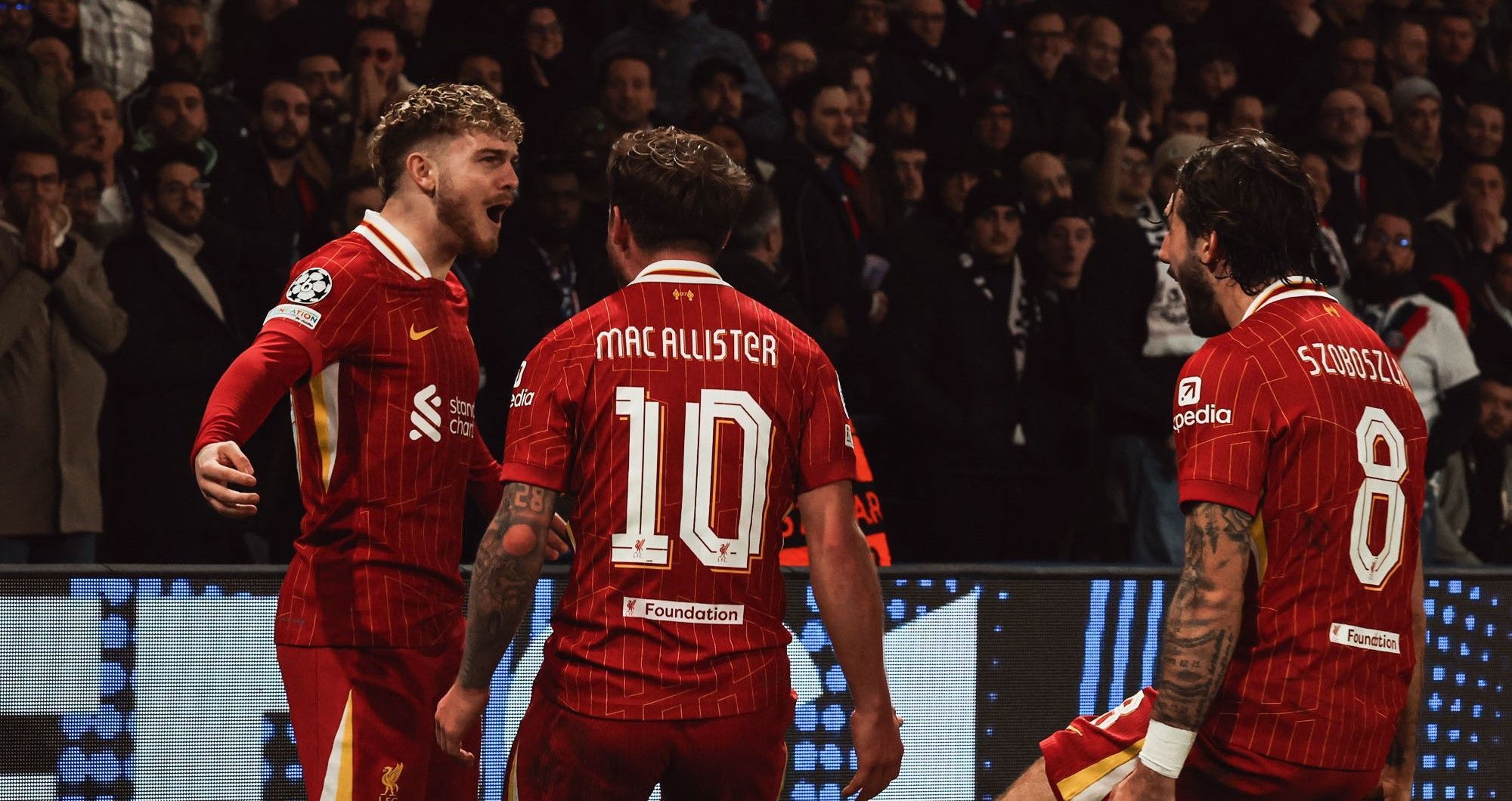 Liverpool marca no fim, bate o PSG e abre vantagem nas oitavas da Champions