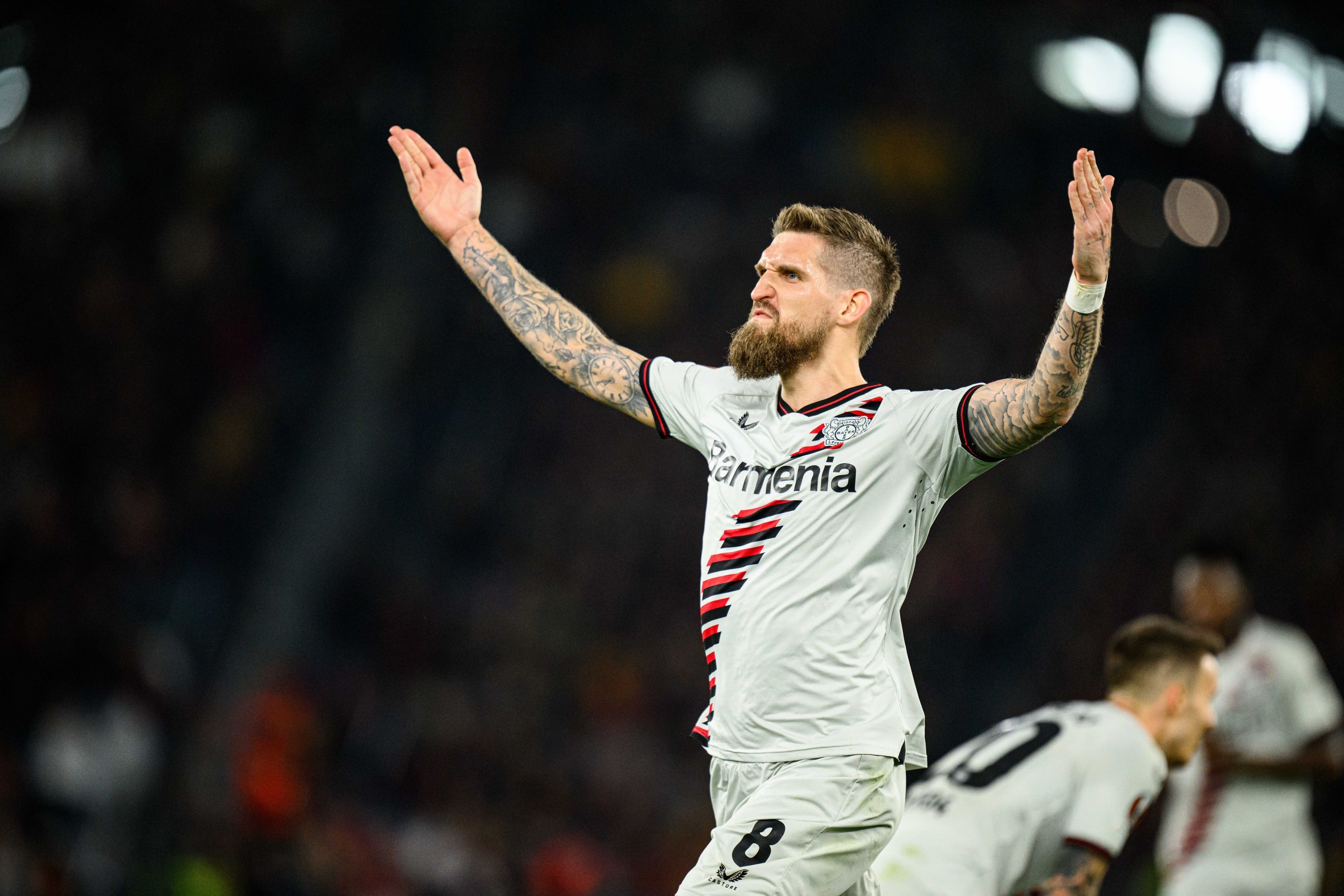 Bayer Leverkusen vence Roma e sai em vantagem na semifinal da Liga Europa