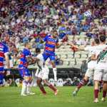 Fortaleza domina Fluminense e vence equipe carioca na estreia do Brasileirão