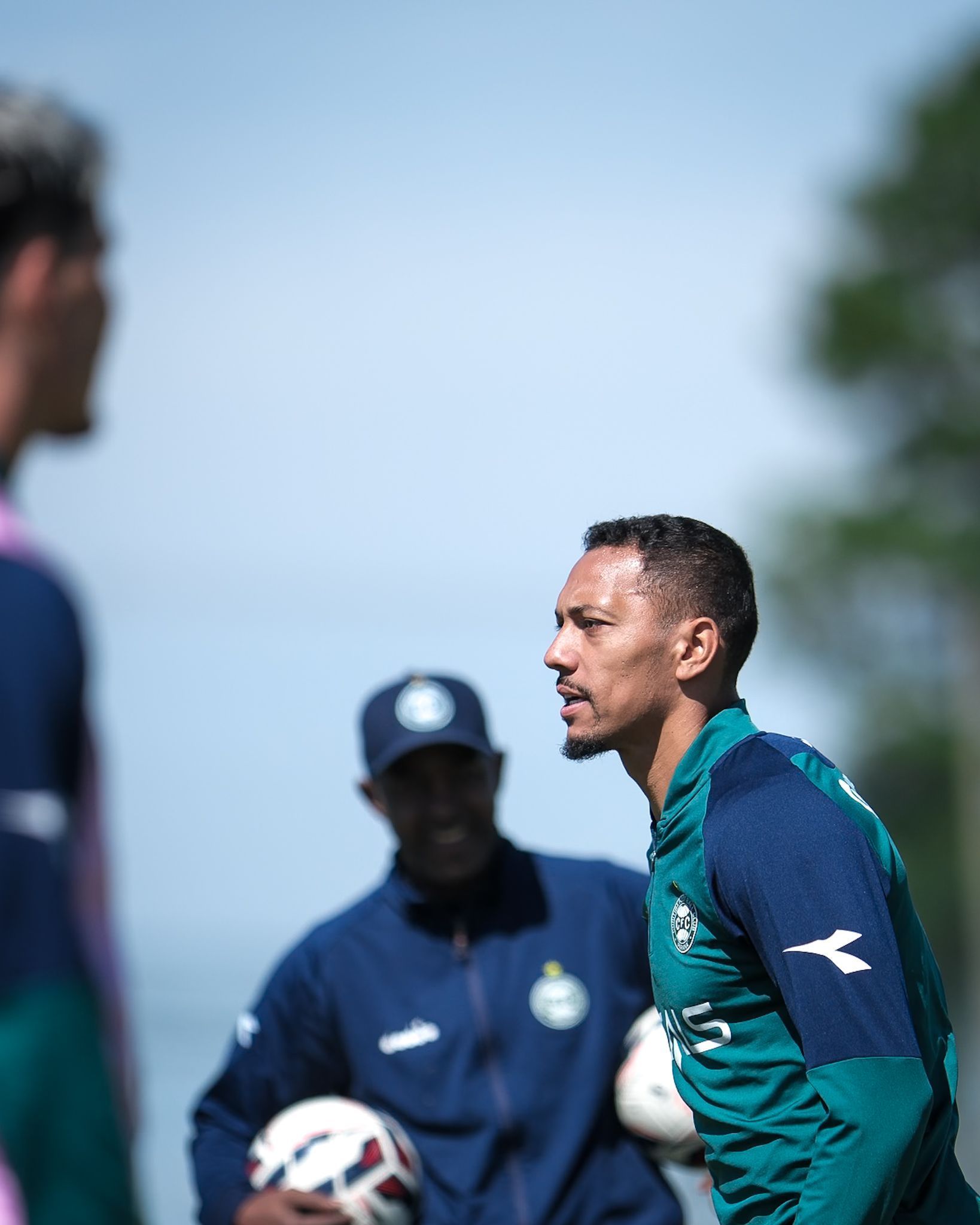 Escalação do Coritiba: Mozart Santos prepara o time para encarar a Chapecoense