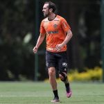 Ex-Atlético, Godín e outros três jogadores do Uruguai são punidos por confusão na Copa do Mundo