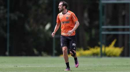 Godín atuou com a camisa alvinegra no ano passado