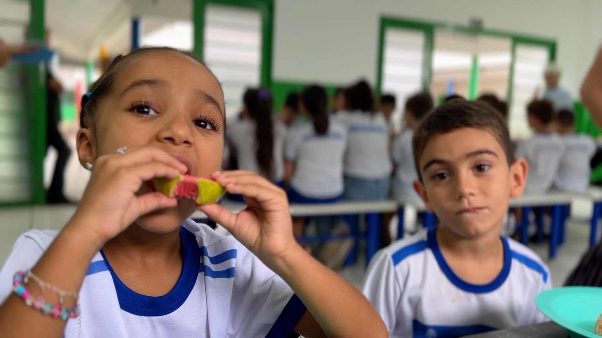 Goiaba agroecológica enriquece merenda escolar em Araguari