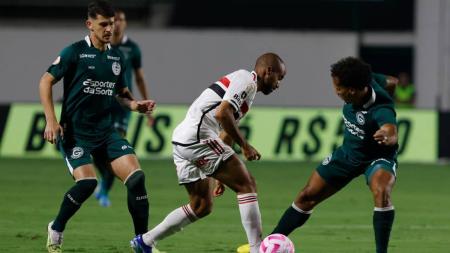 Goiás 2 x 0 São Paulo: veja melhores momentos pelo Brasileiro