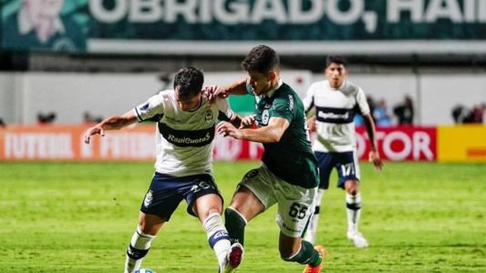 Goiás e Gimnasia La Plata jogaram na noite desta quinta-feira (8) em Goiânia, pela Copa Sul-Americana
