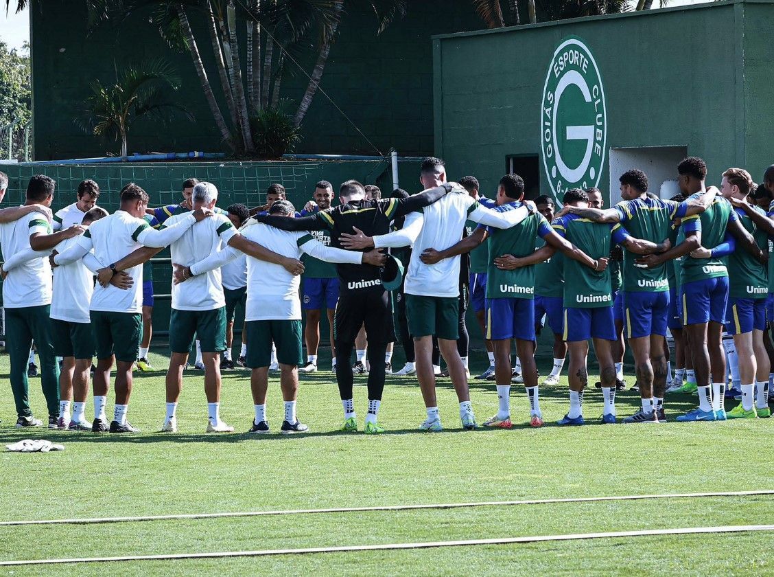 Goiás e CRB defendem 100% em noite com seis partidas na Série B