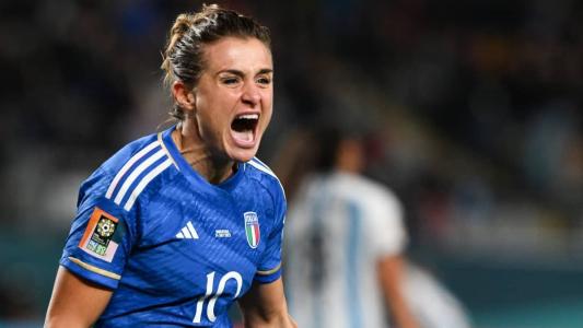 Gol da Itália foi marcado aos 41 minutos do segundo tempo