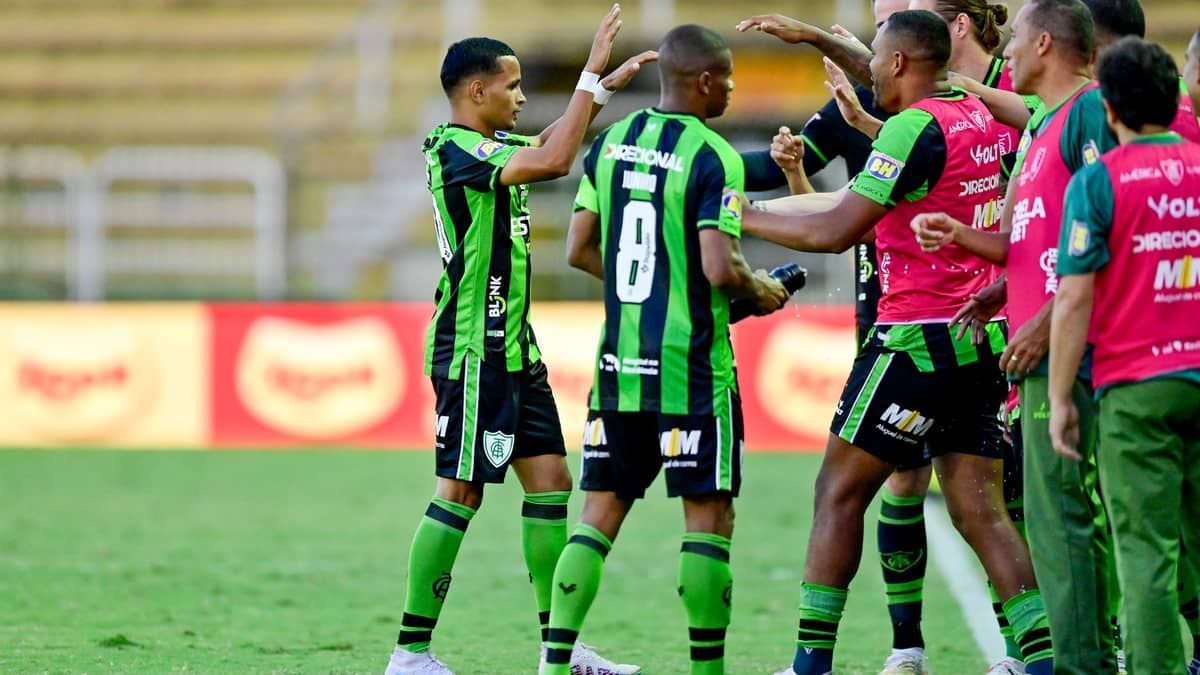América vence o Nova Iguaçu e garante vantagem na Copa do Brasil