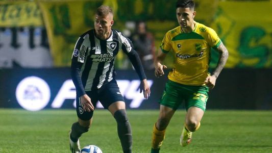 Gol de Lucas Fernandes não evitou derrota do Botafogo em Buenos Aires