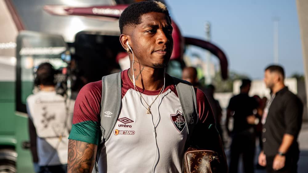 Fernando Diniz terá que fazer cortes no Fluminense para lista final do Mundial de Clubes