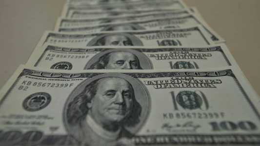 Goldman Sachs reduz projeção do dólar para R$ 4,40