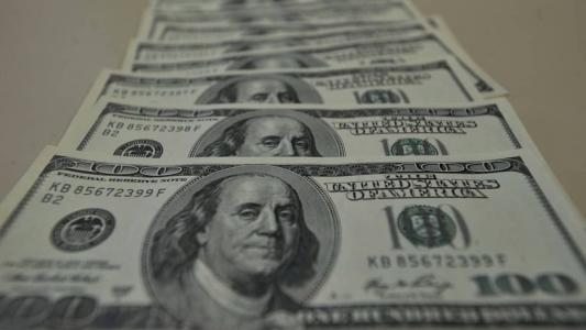 Goldman Sachs reduz projeção do dólar para R$ 4,40