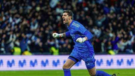 Goleiro belga não jogou pelo Real Madrid neste domingo (5), e pode ser desfalque no Mundial