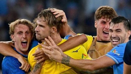 Goleiro empatou a partida para a Lazio