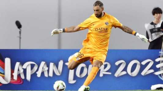 Goleiro entrou em campo nesta terça-feira (25)