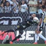 Everson aponta falhas do Atlético, mas valoriza empate em clássico contra o América