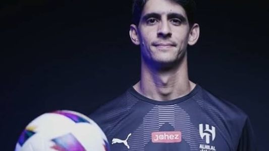 Goleiro foi anunciado nesta quinta-feira (17)