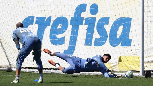 Goleiro Mateusão retorna ao Palmeiras após experiência na Europa