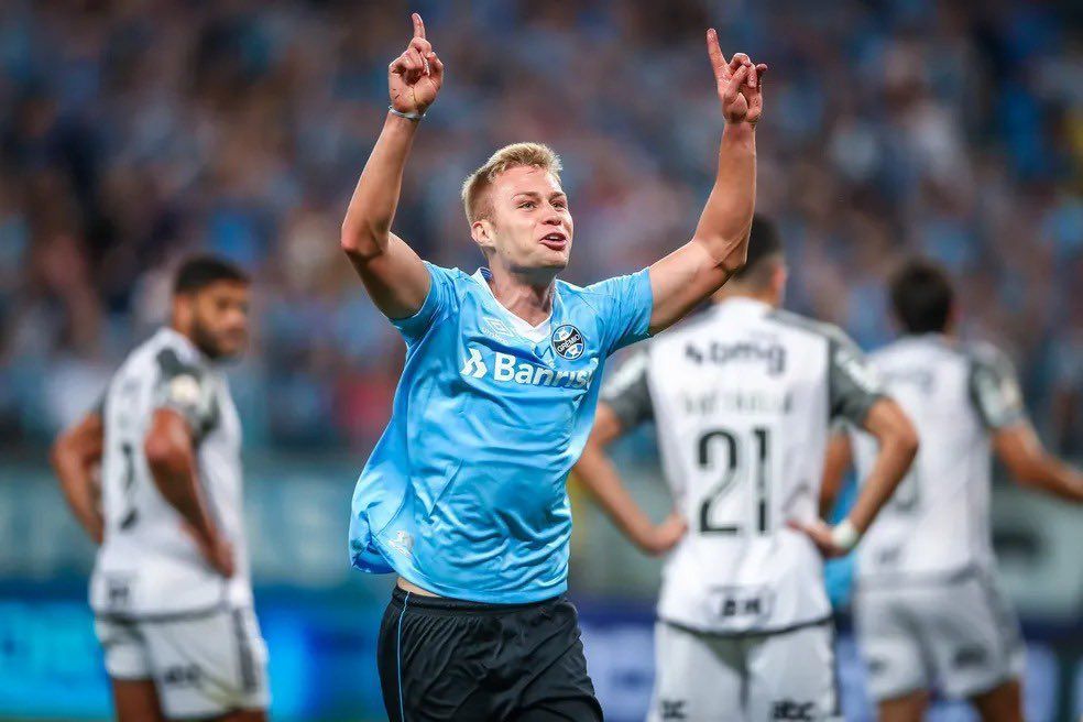 Fortaleza encaminha contratação de jogador do Grêmio campeão pela Seleção Sub-20