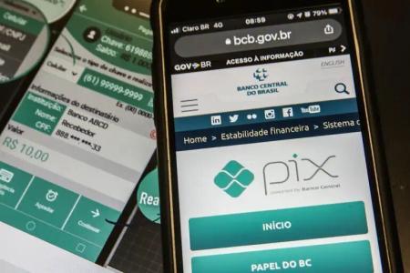 Mais R$ 1 bilhão em golpes e falhas no Pix já foram devolvidos por meio de mecanismo especial do BC | CNN Brasil