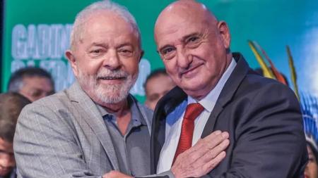 Gonçalves Dias é o primeiro ministro de Lula a pedir demissão