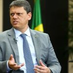 Tarcísio descarta tarifa zero em São Paulo: 'não se sustenta'