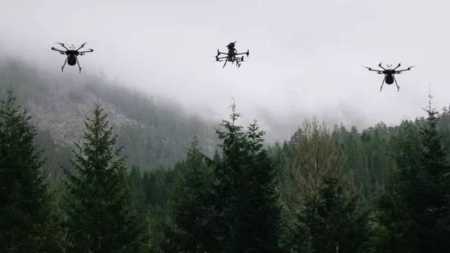 Governador de Sebastopol informa que drones causaram incêndio na Crimeia