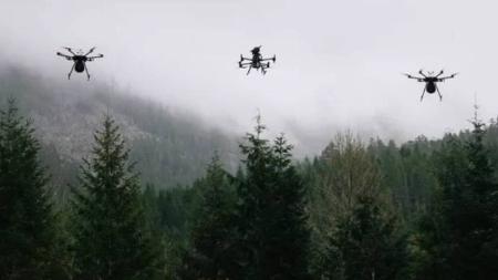 Governador de Sebastopol informa que drones causaram incêndio na Crimeia