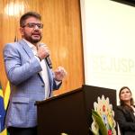 Governo do Acre sanciona lei que autoriza o pagamento de fiança via Pix