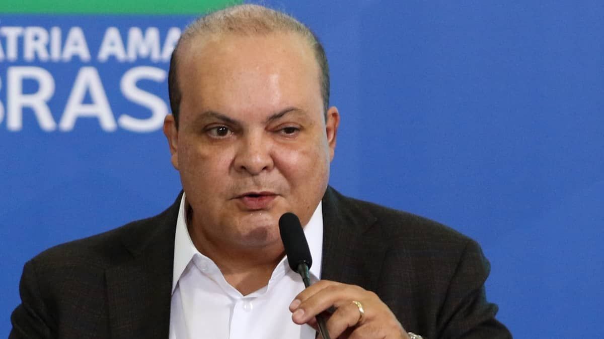 Governador Ibaneis Rocha afirma que prisão de oficiais não mancha imagem da PM do DF