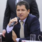 Governador do DF suspende férias de secretário de segurança para ele voltar a tempo do 7 de Setembro