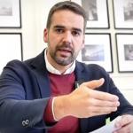 Eduardo Leite entra com ação no MP contra Jean Wyllys por ato de homofobia