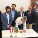 Zema assina com empresa austríaca acordo por implantação de fábrica em Governador Valadares