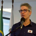 Zema cobra condições especiais para estados endividados e defende aumento no próprio salário