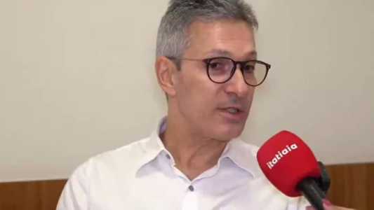 Governador Romeu Zema afirmou que está satisfeito com o Partido Novo e defendeu alianças com outras siglas