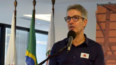 Governador Romeu Zema afirmou que situação sobre impostos em combustíveis é 'complexa'