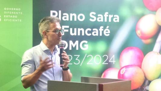 Governador Romeu Zema durante anúncio no BDMG