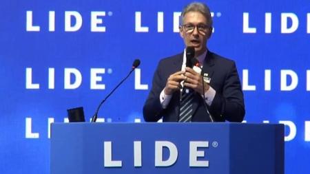 Governador Romeu Zema afirmou que não pretende ser candidato à presidência em 2026 e defendeu aliança em torno de um nome da direita