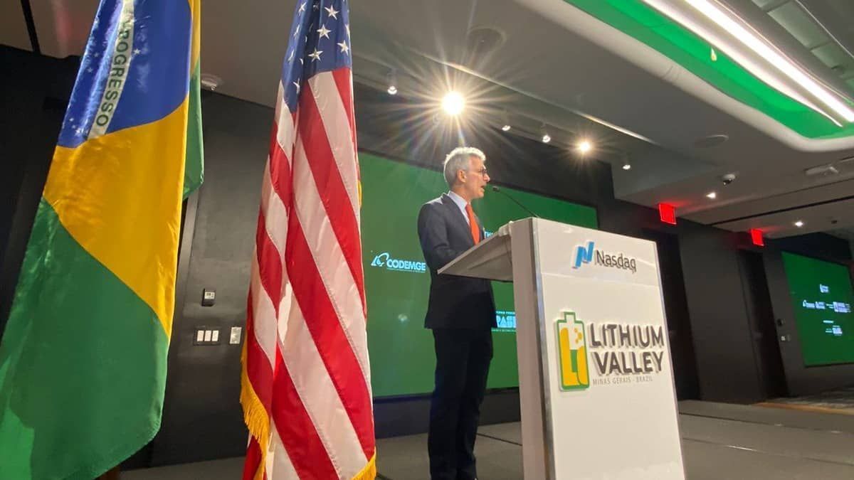 Em NY, Zema lança Vale do Lítio e quer atrair investidores de carros elétricos