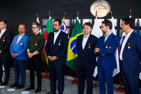 Os governadores participaram de um "tour" nas instalações do BOPE.