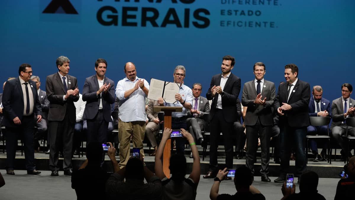 Governo de Minas dá autonomia às prefeituras para gestão de recursos da Saúde