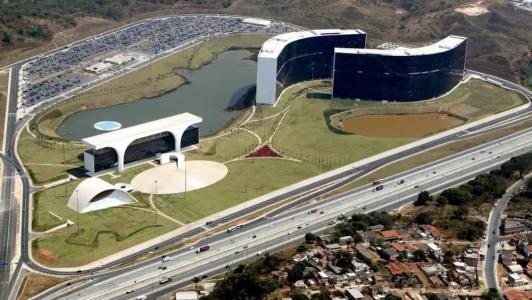 Governo de Minas anunciou data de pagamento do 13º salário dos servidores públicos de Minas Gerais