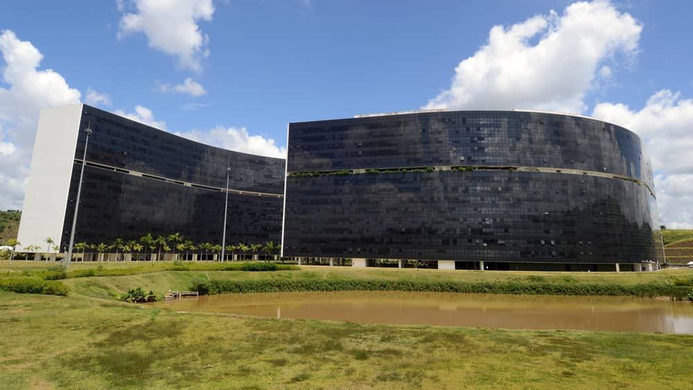 Governo de Minas e ALMG pediram adiamento do RRF em ação que já estava arquivada no Supremo