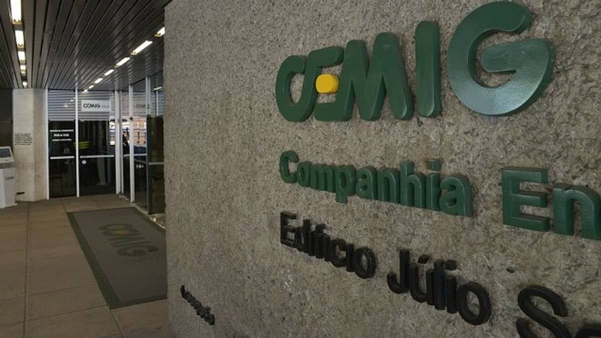 Zema quer aplicar modelo de corporation ao vender ações de Cemig e Copasa, diz secretário